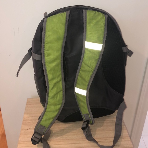 Embark backpack - Picture 3 of 4